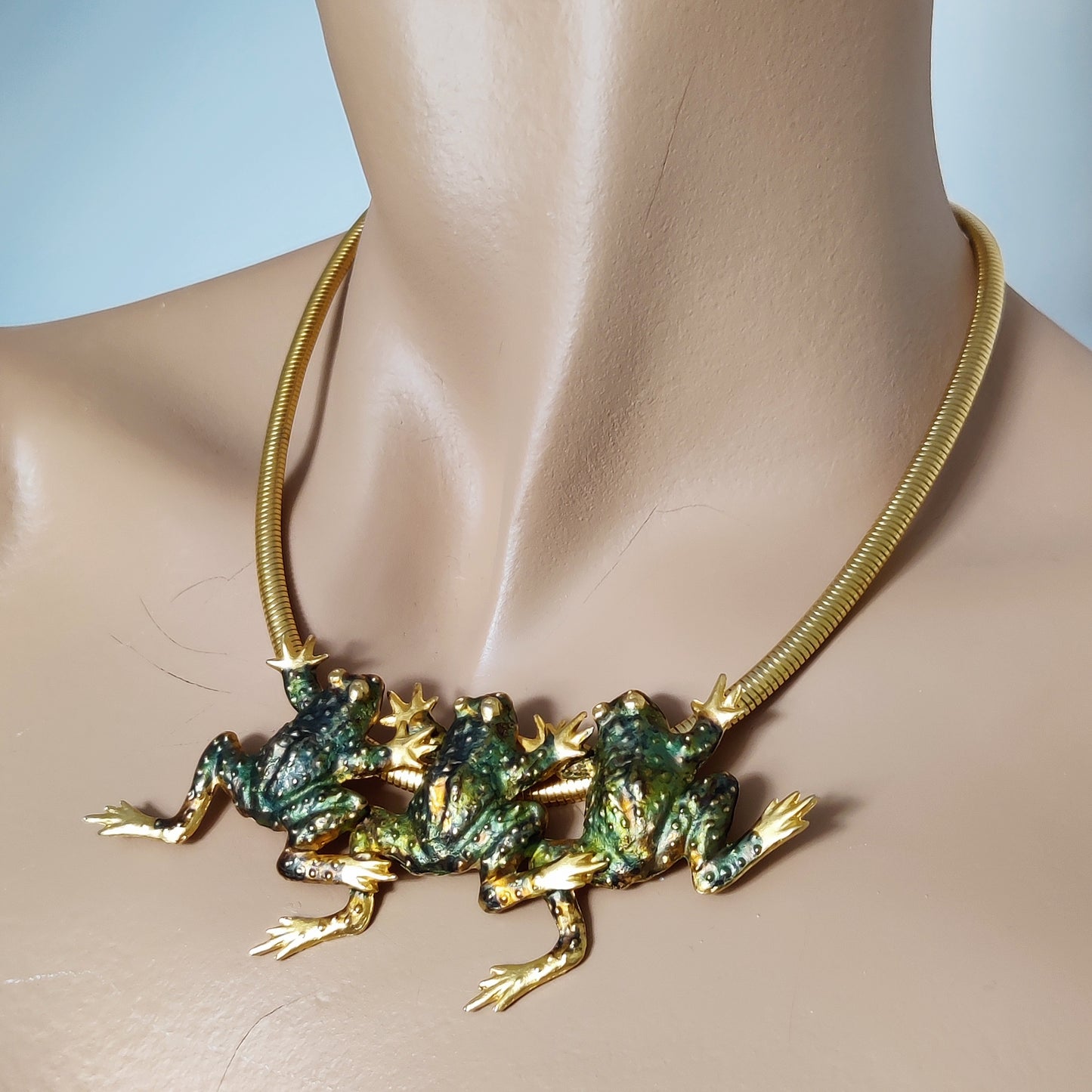 Frogs Necklace