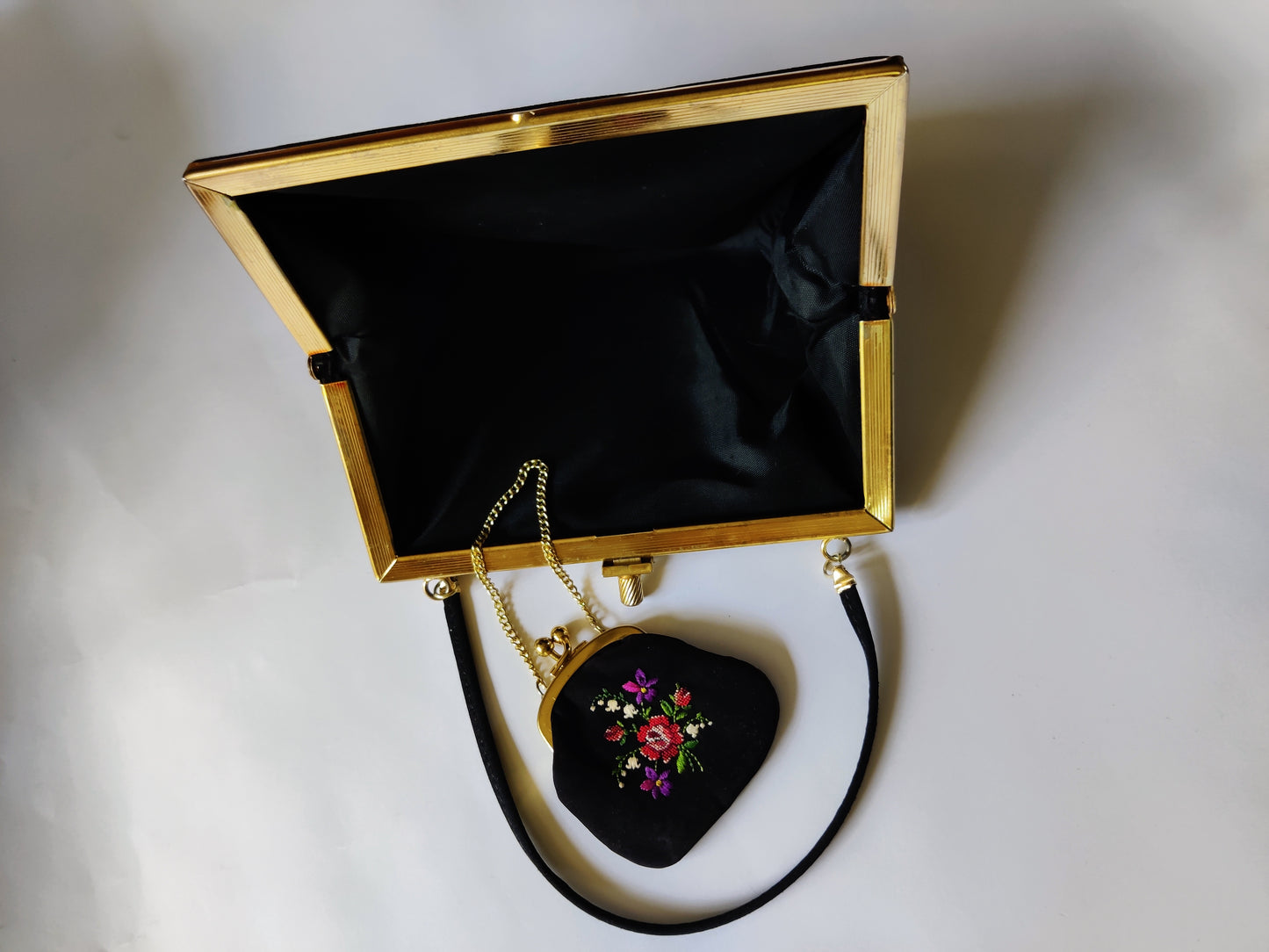 Vintage Embroidered Bag