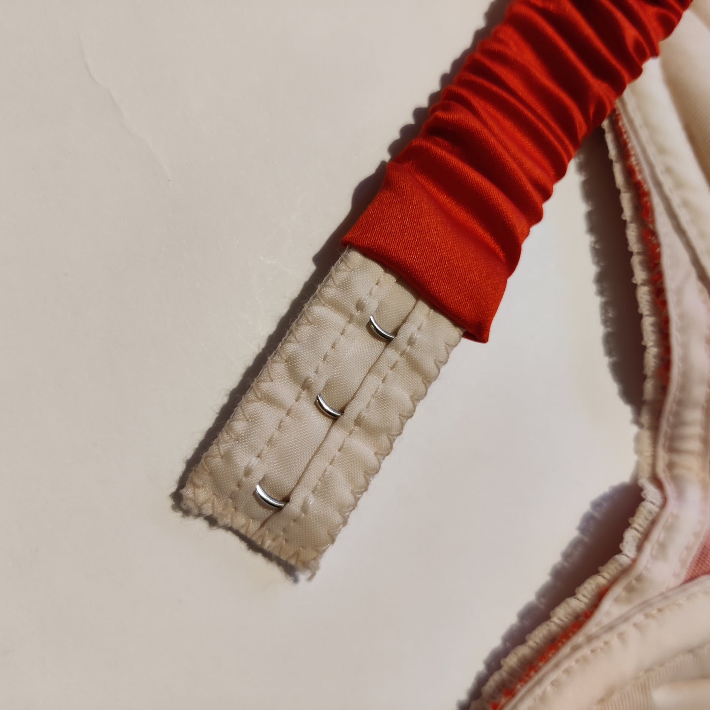 1970s Coral Red Bras & French Knickers Set