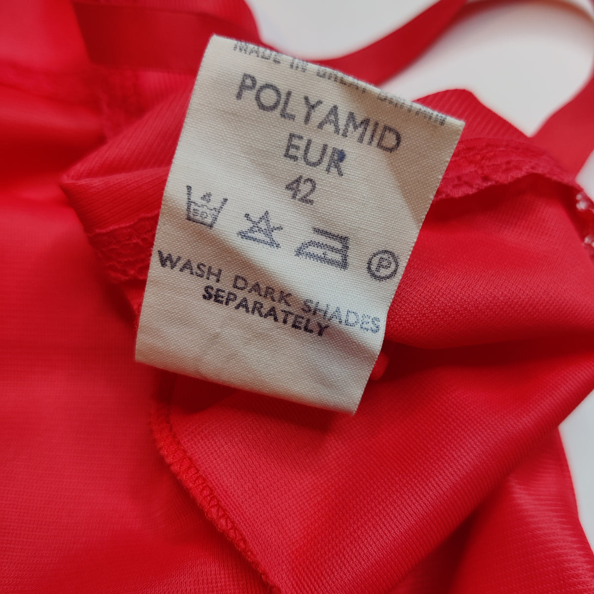 1960s Coral Red Slip