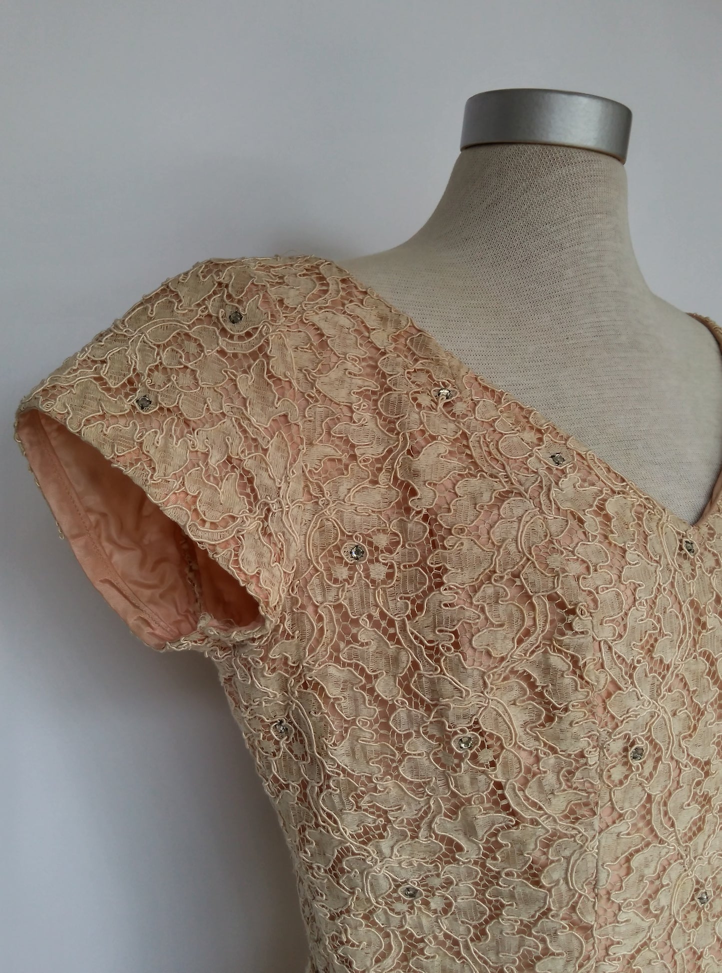 Diamante studded lace 1950s dress