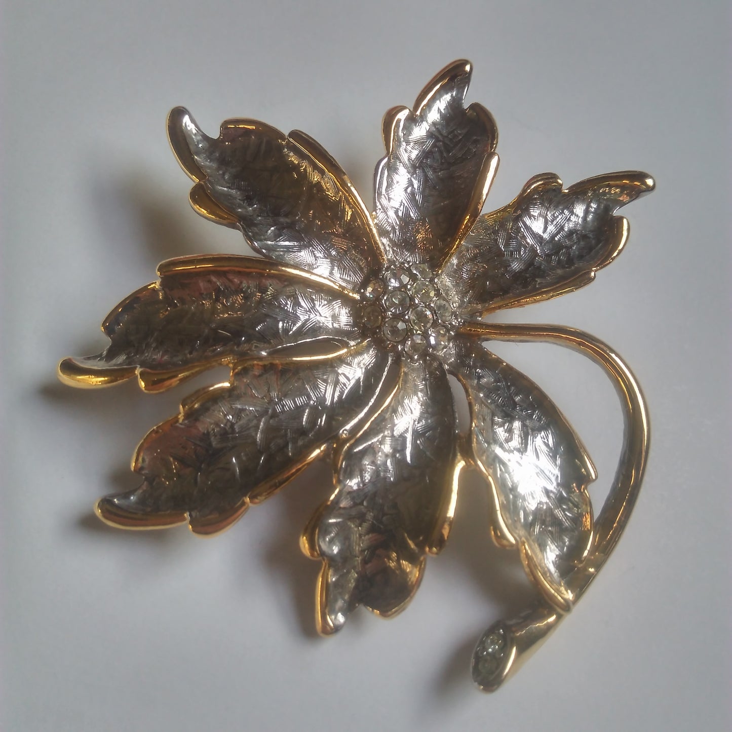 1980s Floral Brooch