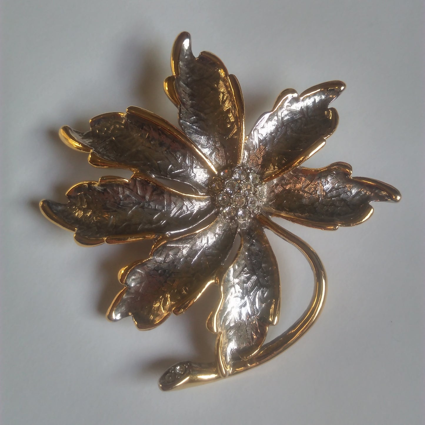 1980s Floral Brooch