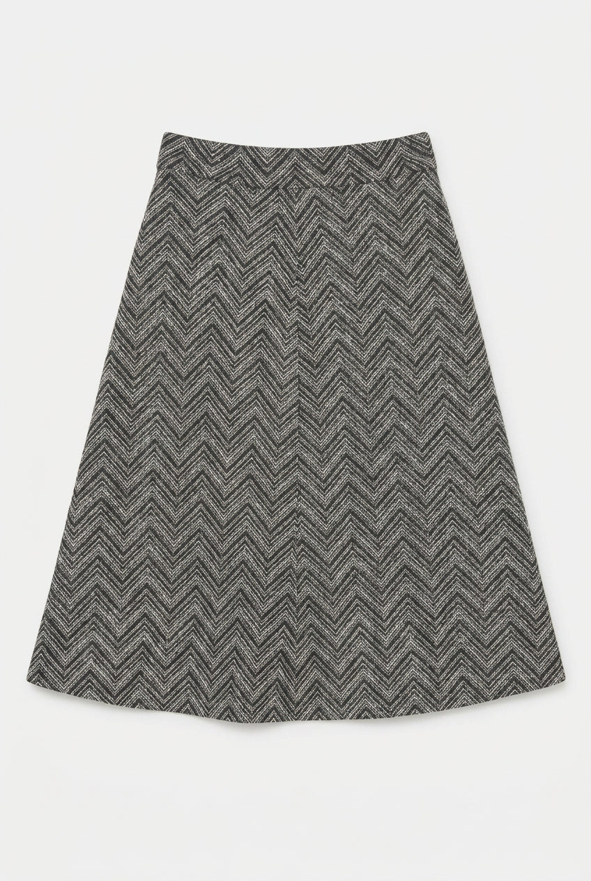 Vintage 1970s Silver & Black Chevron Striped Lurex Skirt