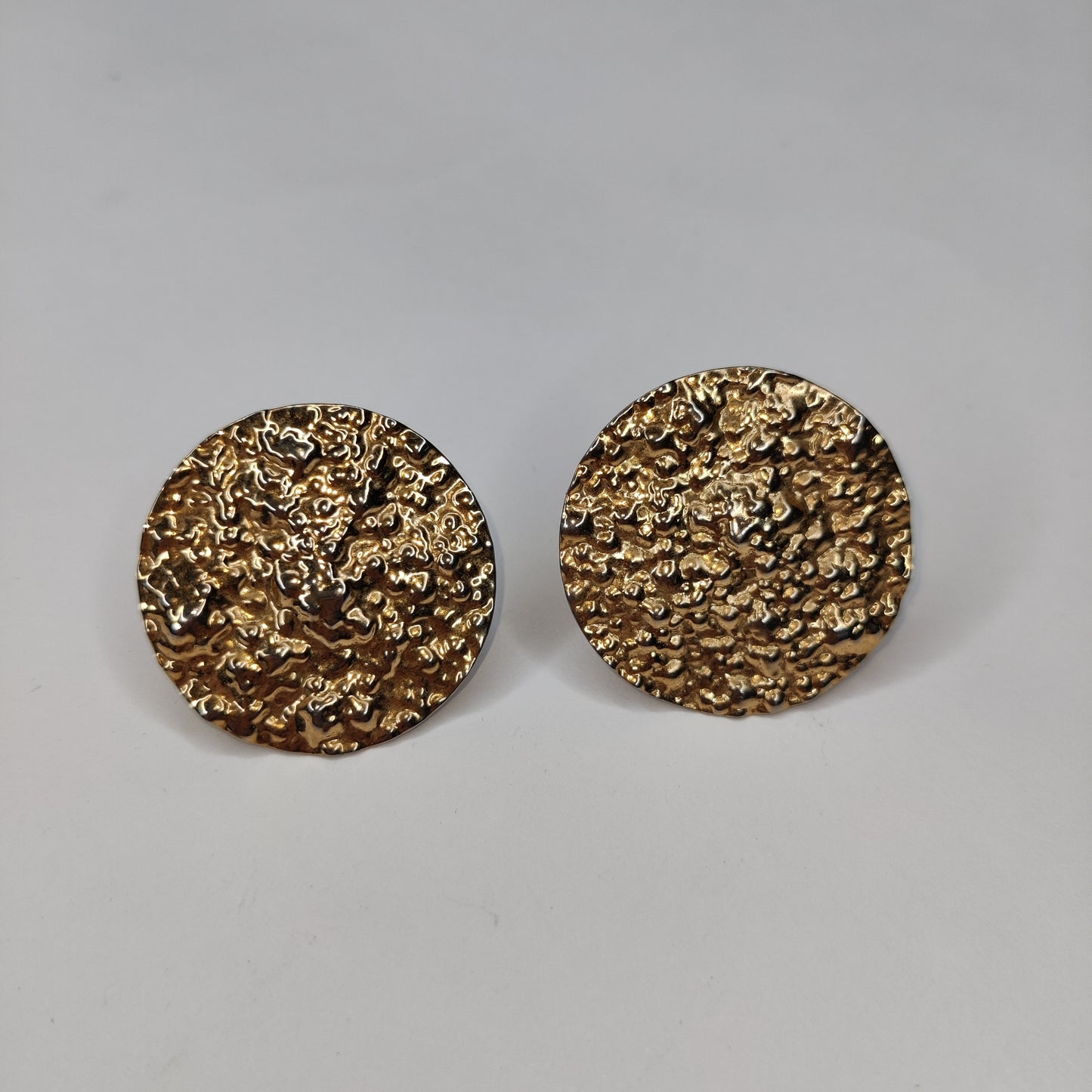 1980s Hammered Disc Clip Earrings