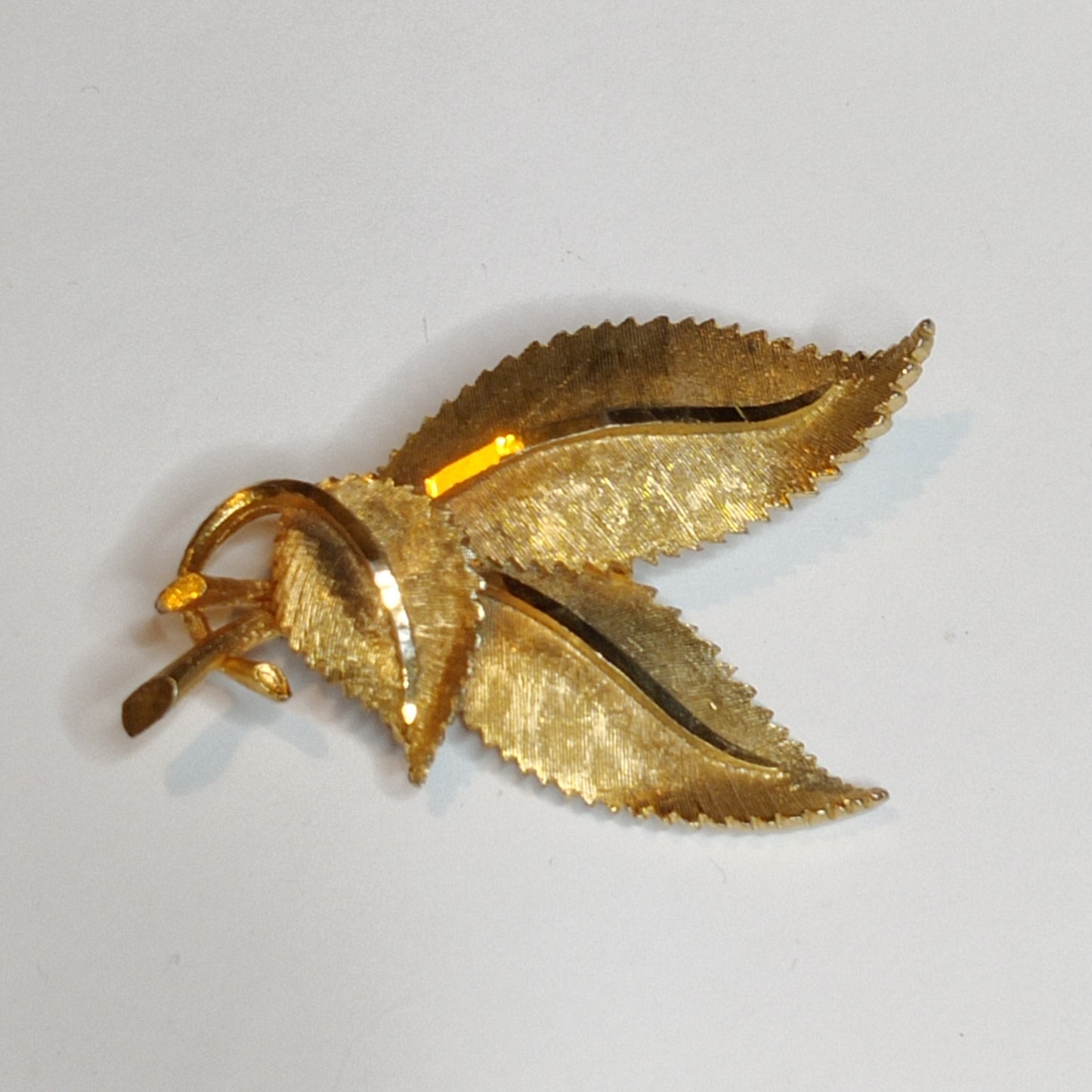 1960s BSK Leaf Brooch