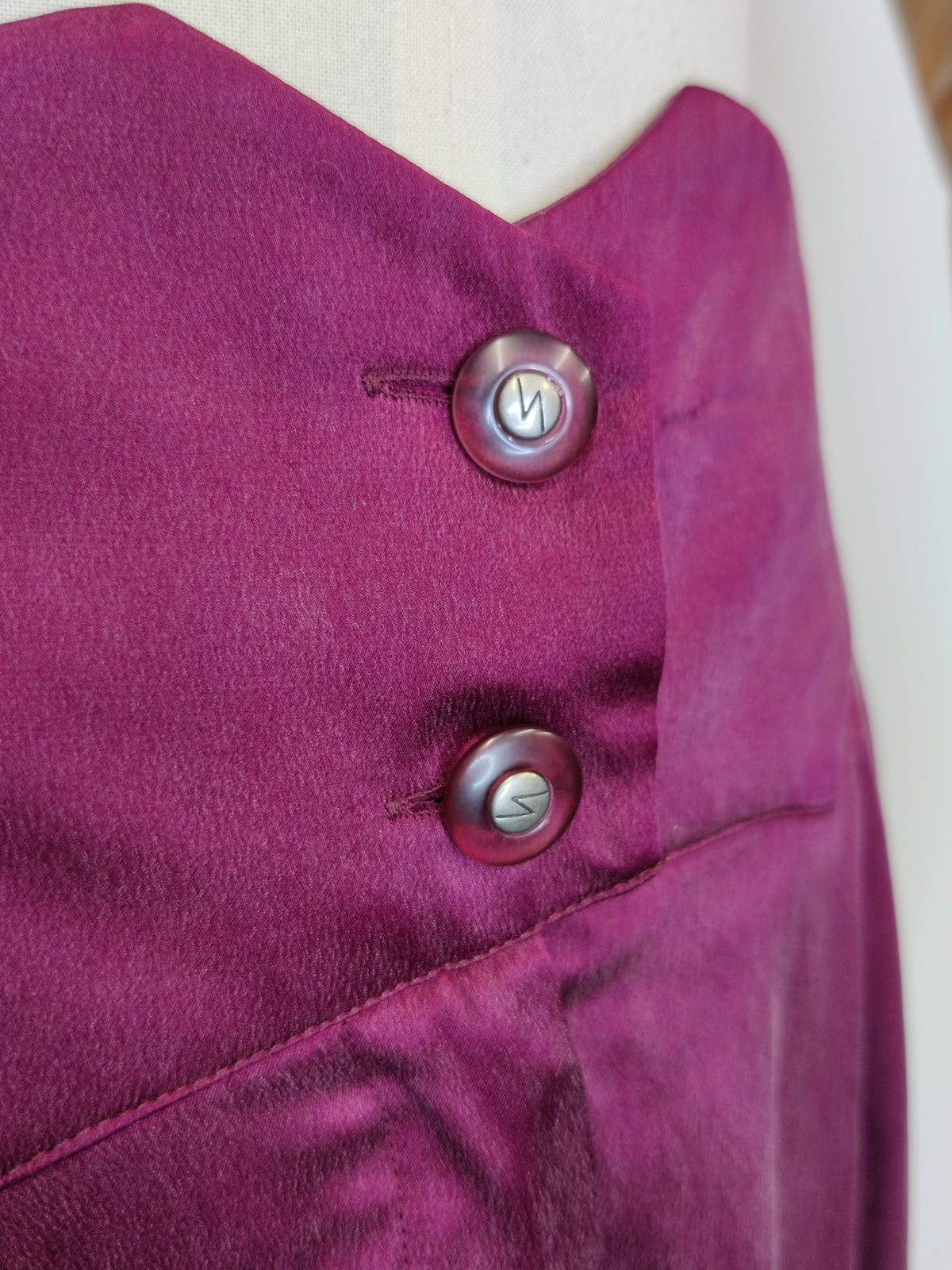 1980s Plum Purple Silk Pleated V-Yoke Waist Trousers