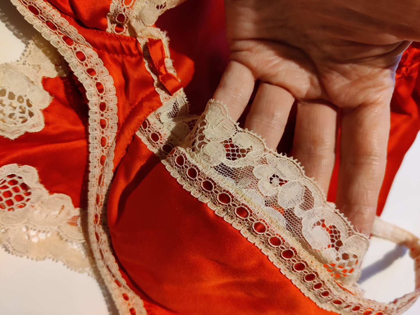 1970s Coral Red Bras & French Knickers Set