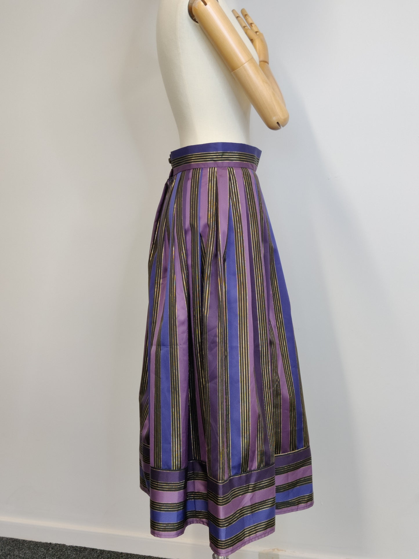 1980s Skirt by Shelana of London