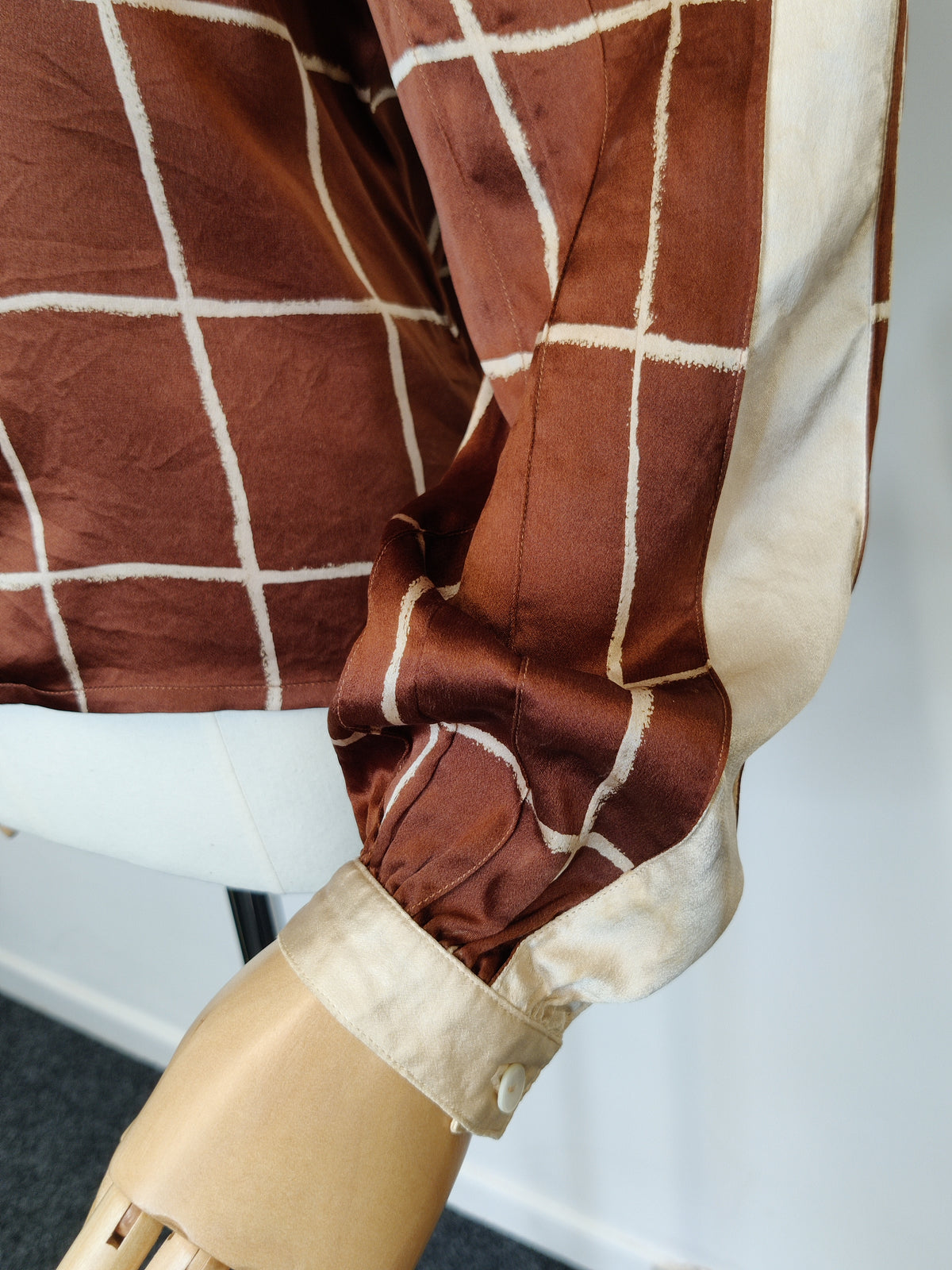 Vintage 1970s Philippe Pasteur Madison Ave Silk Pussy-Bow Blouse