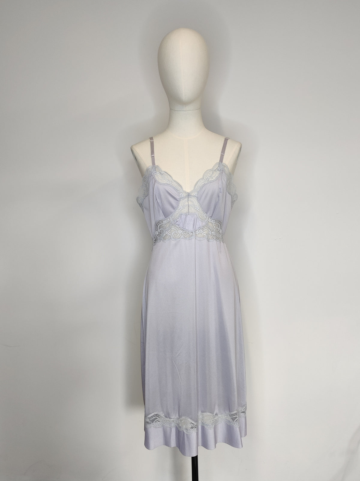 1960s Dove Grey Slip