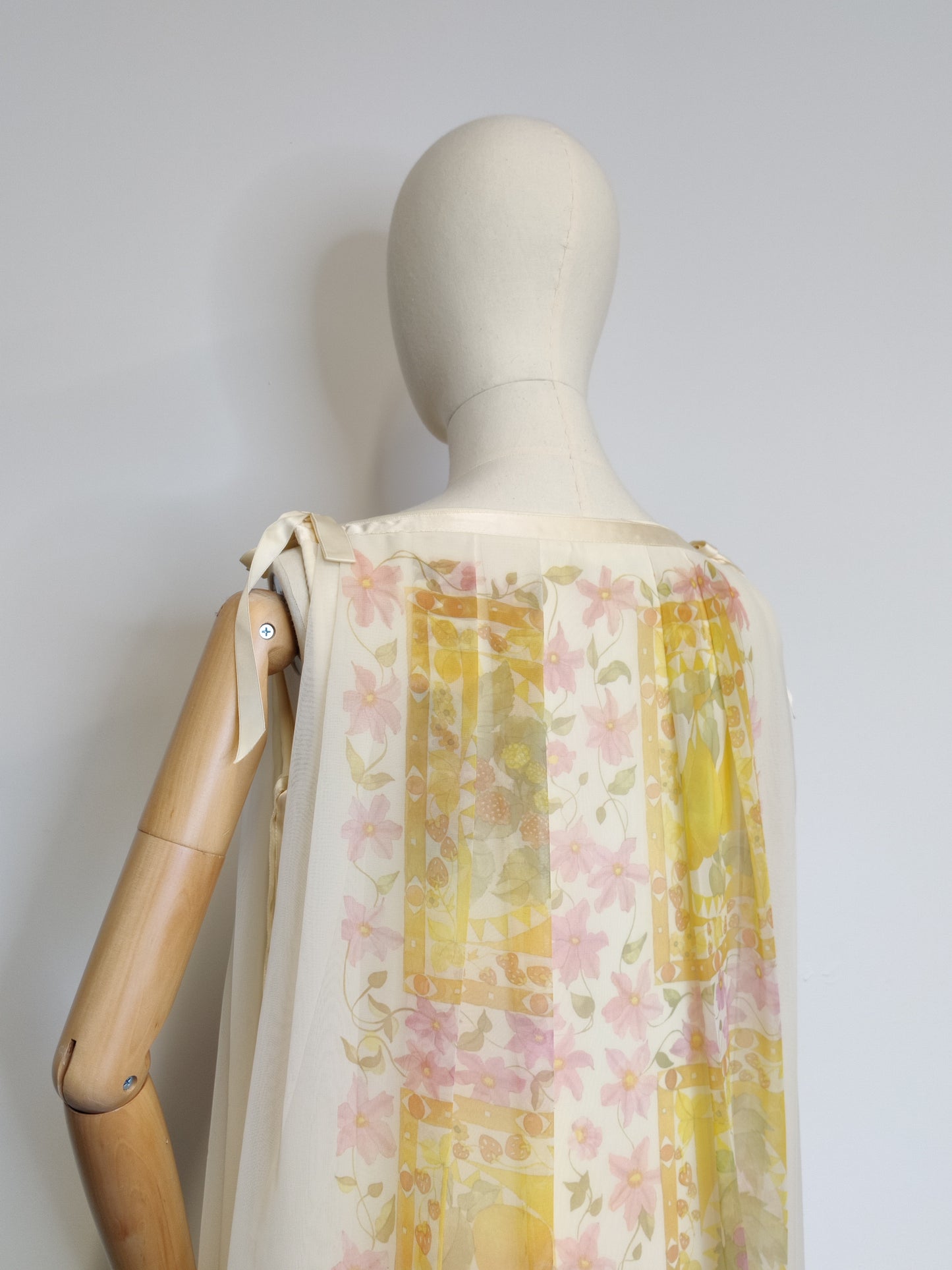 Jean Varon 'Floral Fun' 1970s Chiffon Dress