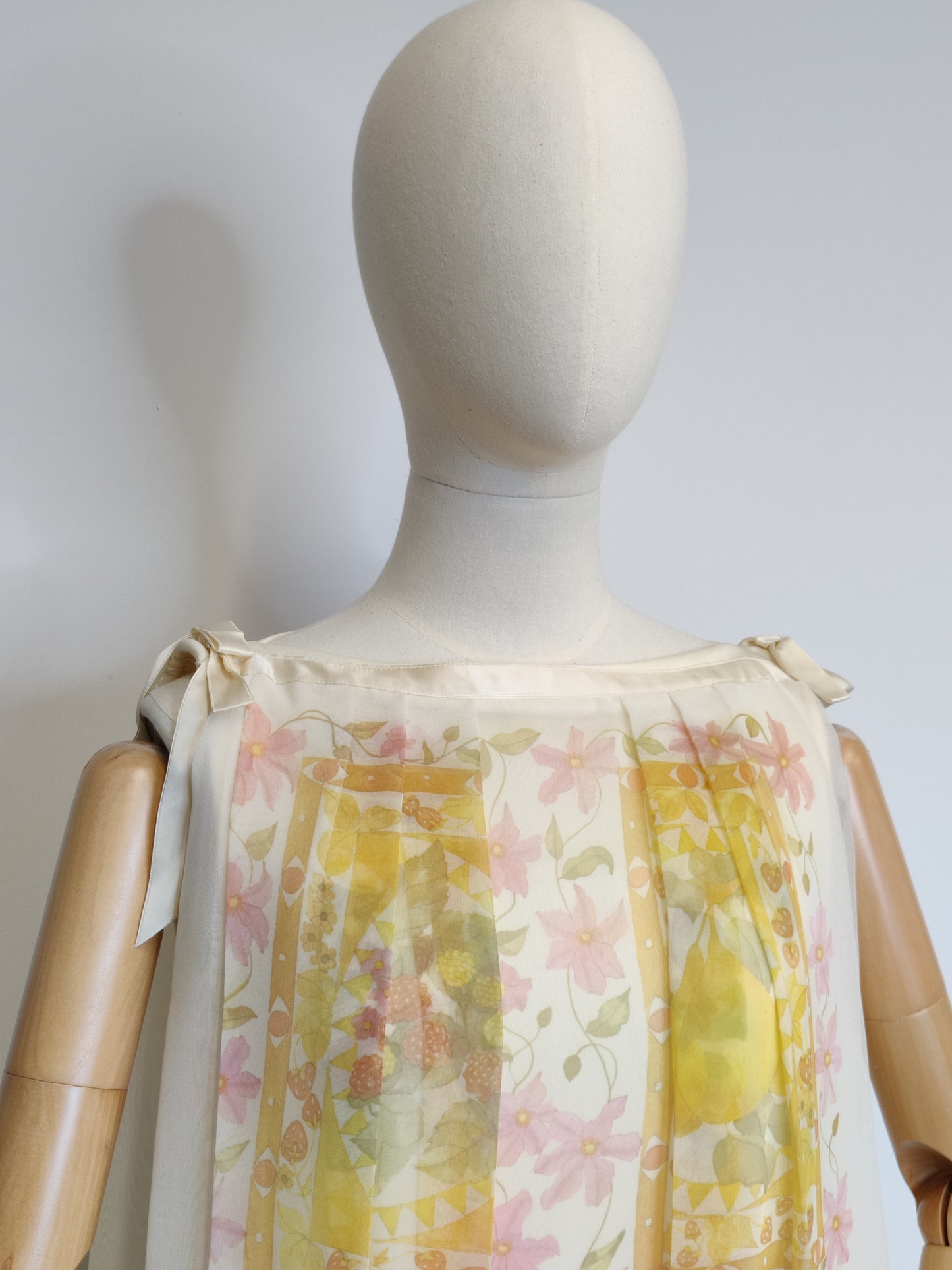 Jean Varon 'Floral Fun' 1970s Chiffon Dress