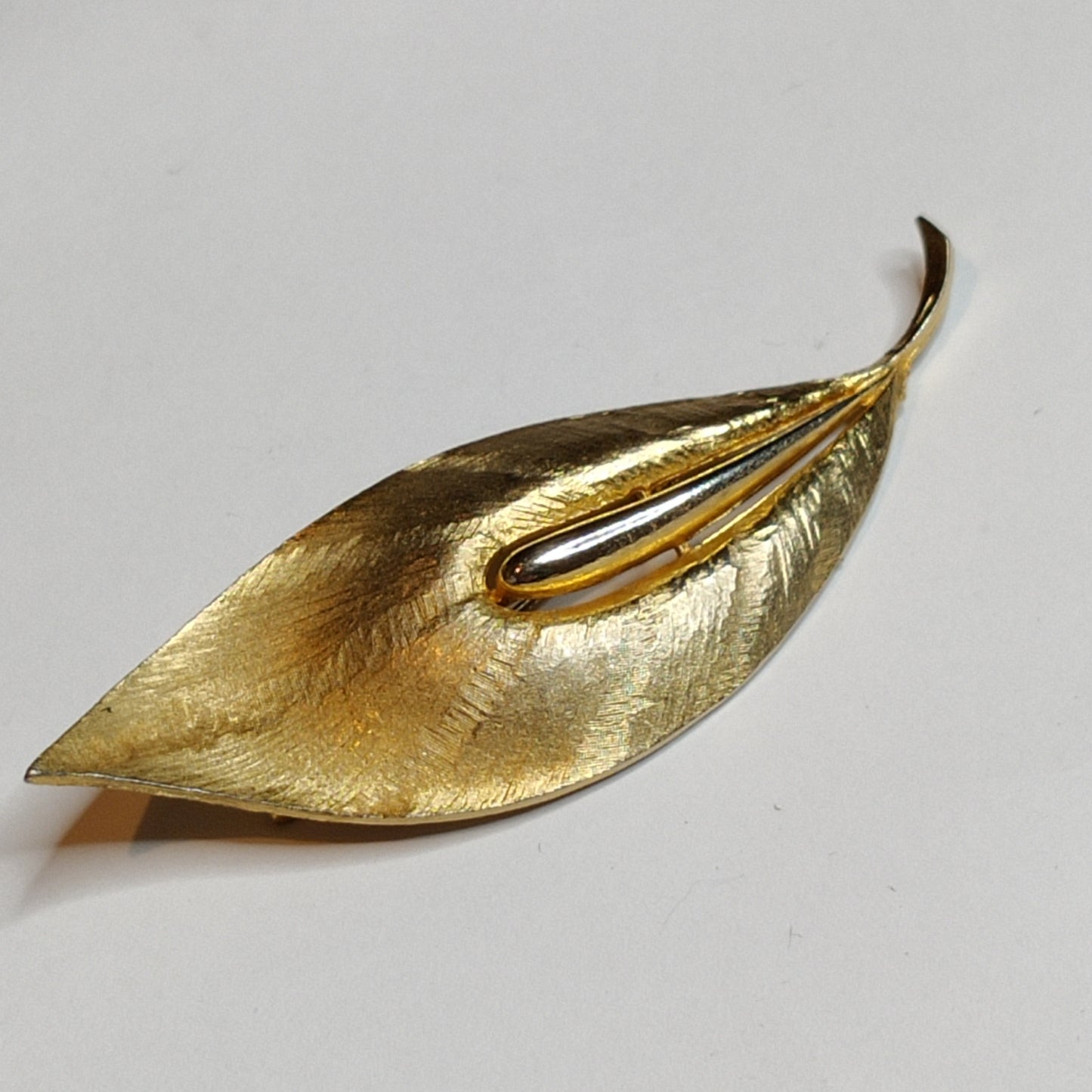 1960s Leaf Brooch