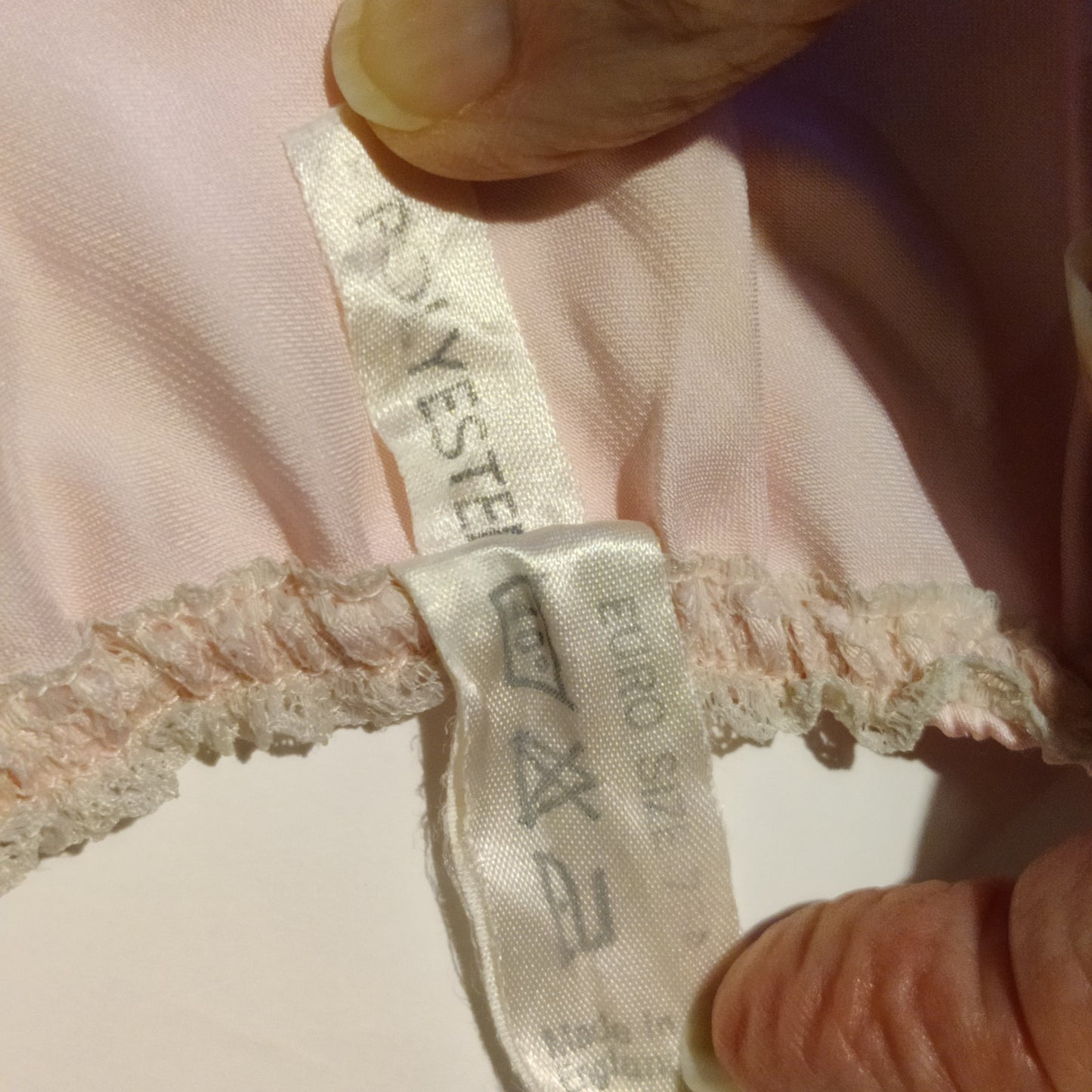 1970s Pale Pink Janet Reger Bra & Waist Slip Set