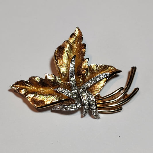 Vintage 60s Brooch
