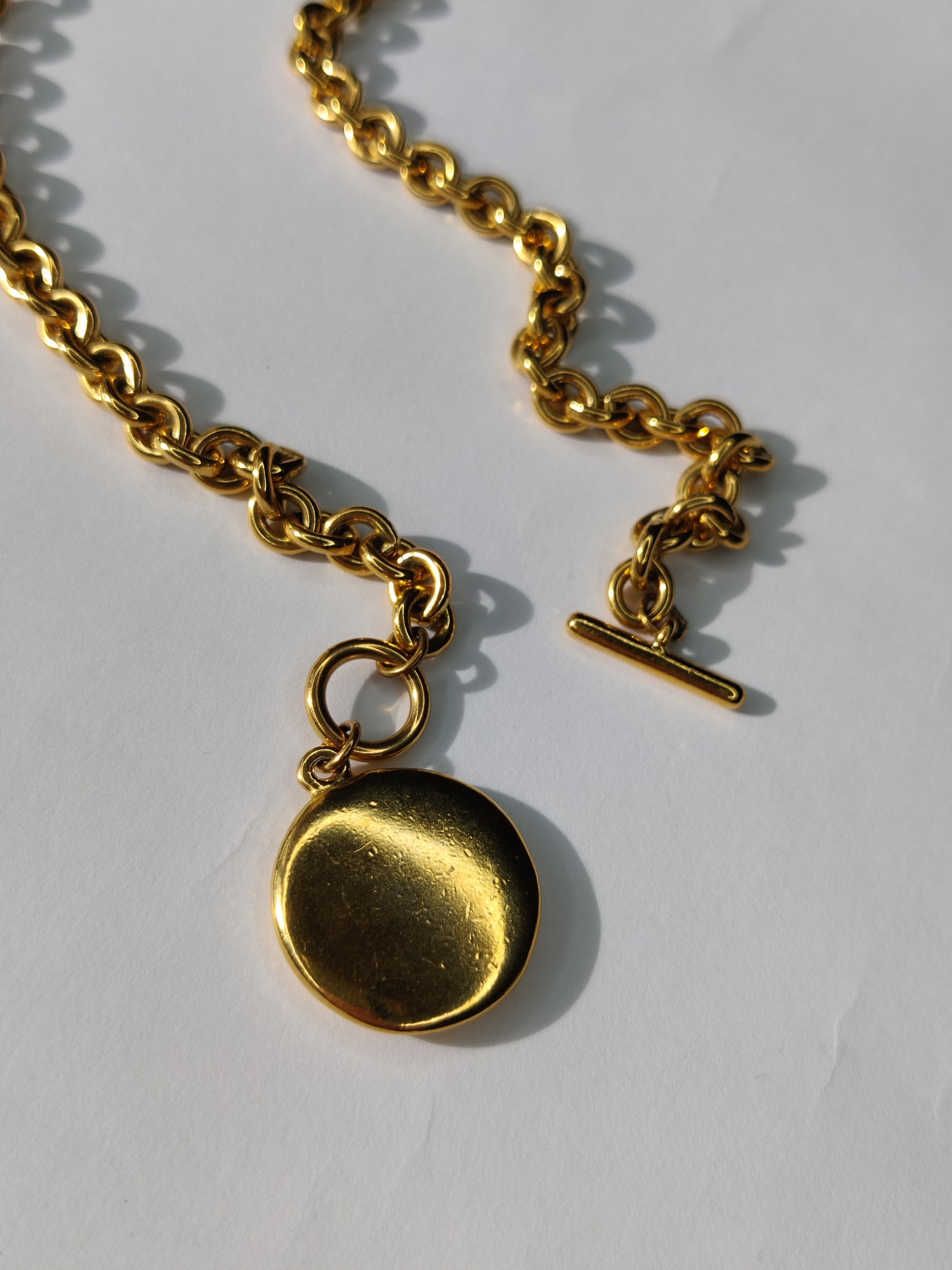 1990s Three Graces Pendant  Necklace