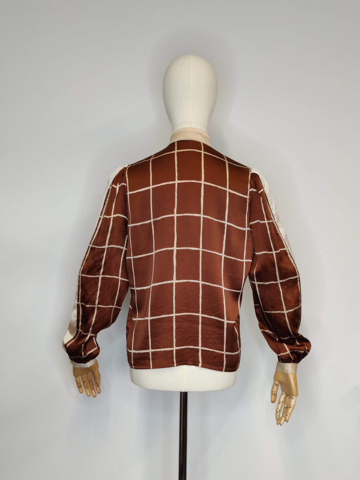 Vintage 1970s Philippe Pasteur Madison Ave Silk Pussy-Bow Blouse
