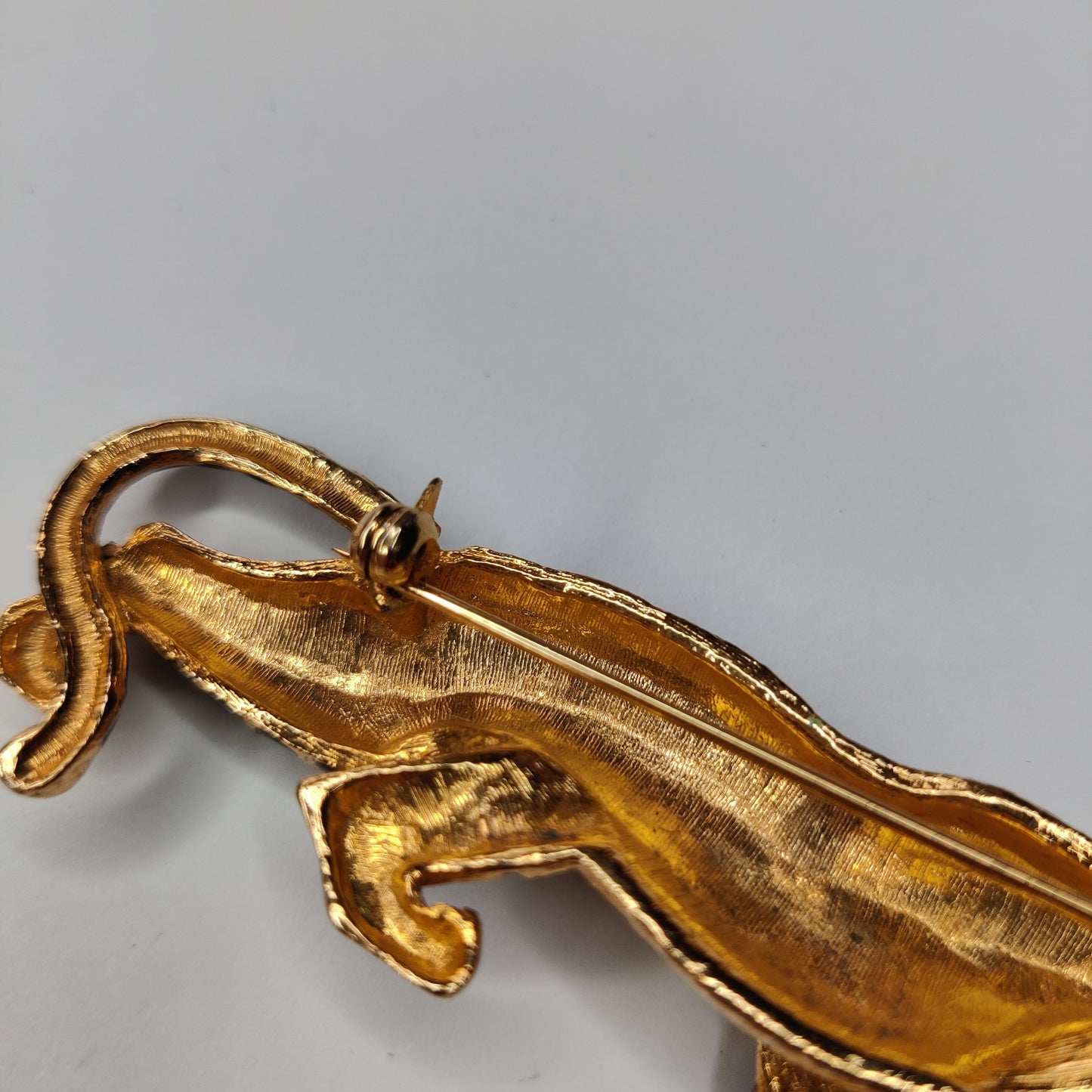 1980s Crouching Tiger Brooch