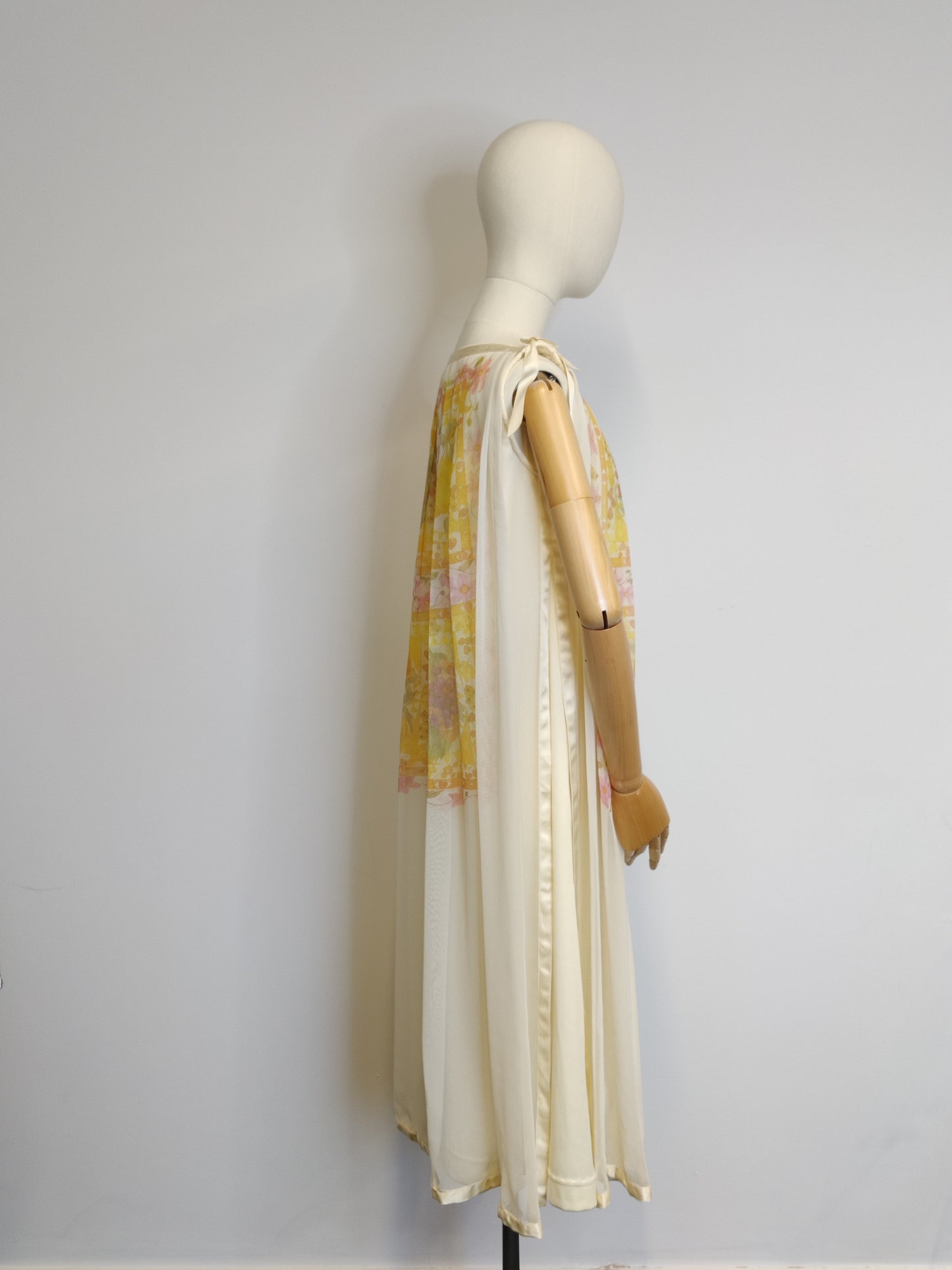 Jean Varon 'Floral Fun' 1970s Chiffon Dress