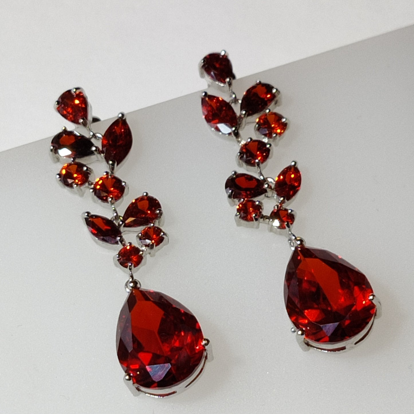 Vintage Glass Rhinestone Drop Earrings