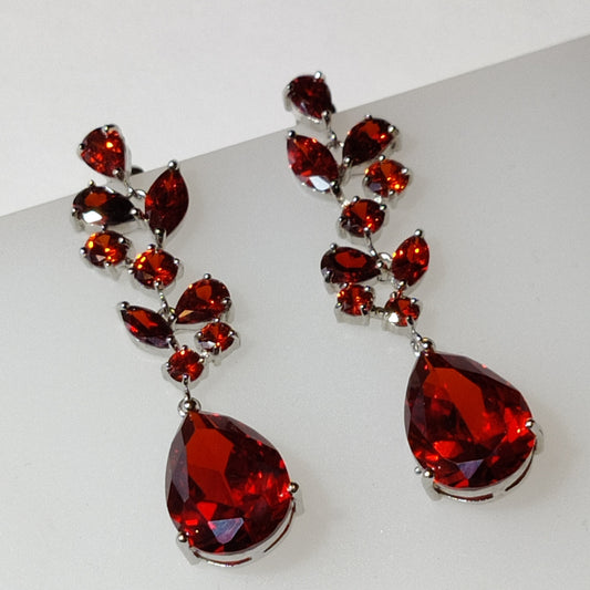Vintage Glass Rhinestone Drop Earrings