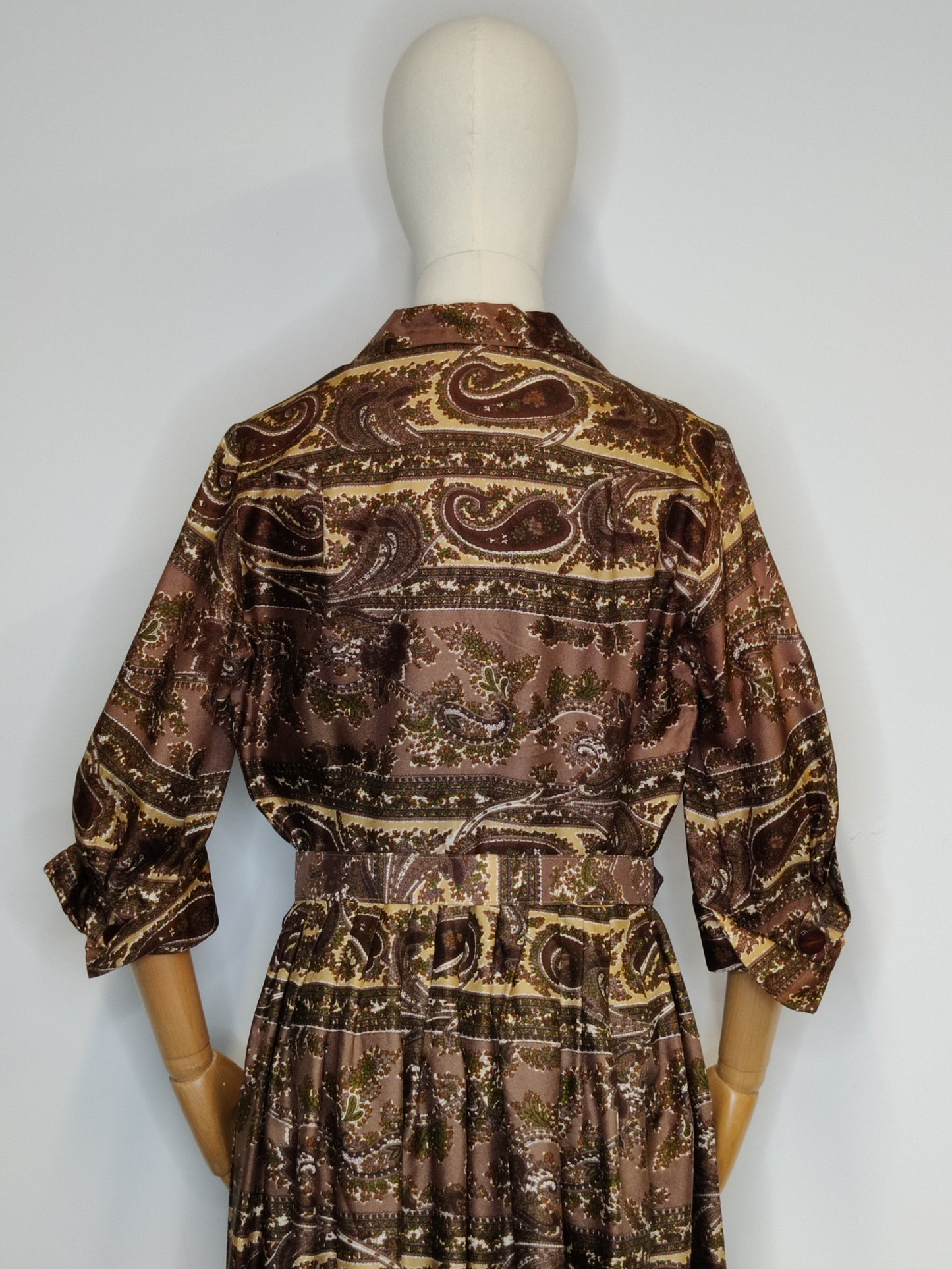 Vintage 1960s Earth-Tone Paisley Acetate Shirtwaister Dress