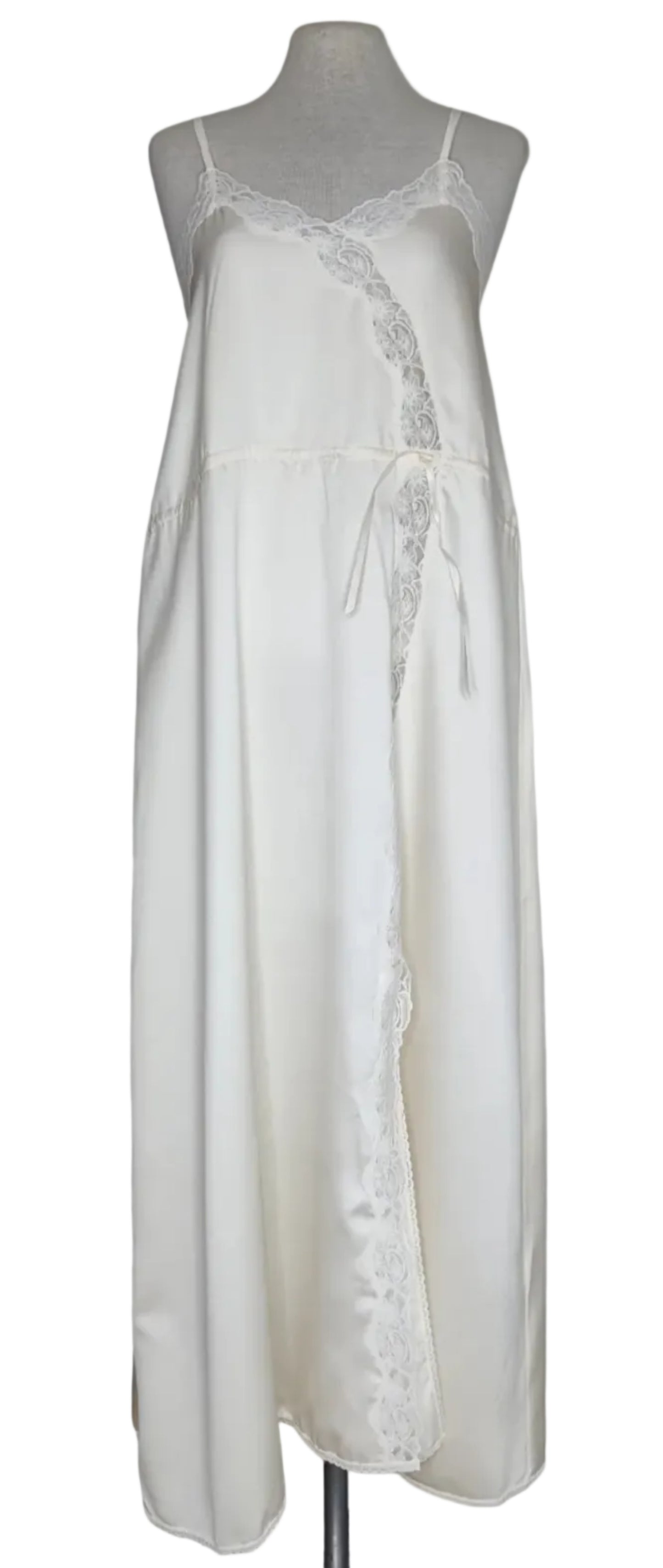 Vintage Eileen Marshall Nightdress and Dressing Gown Set