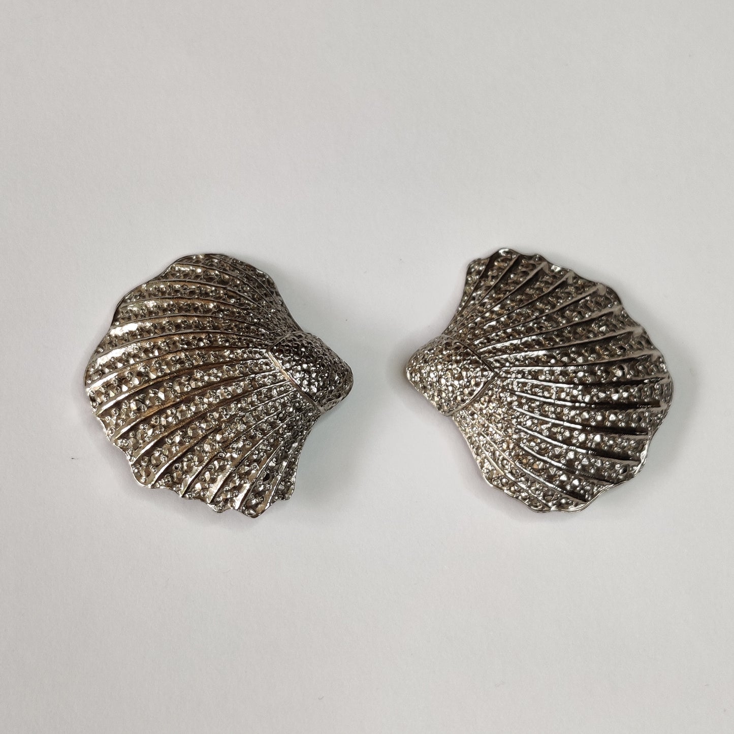 1990s Shell Earrings