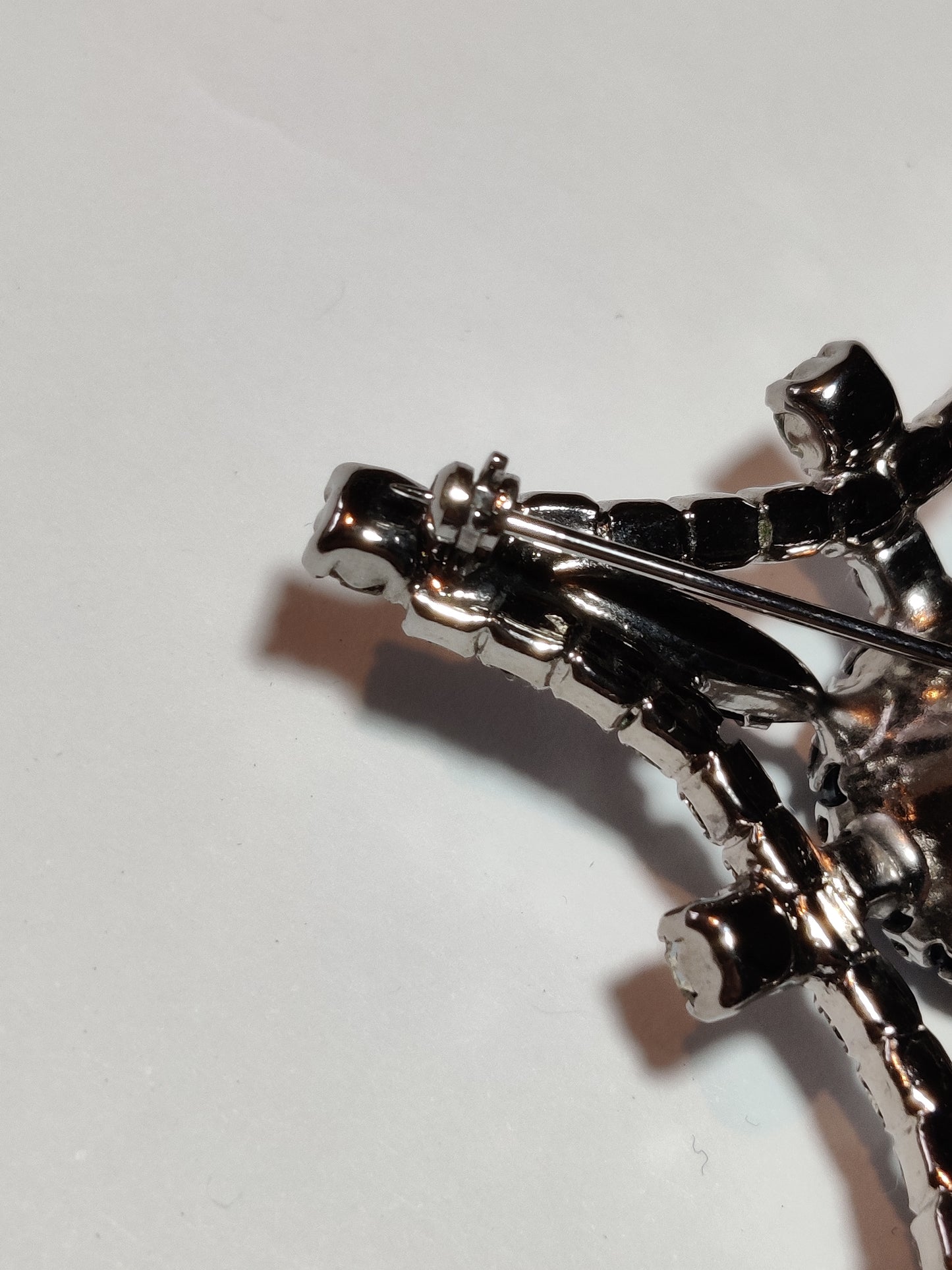 Vintage Black/Diamante Brooch