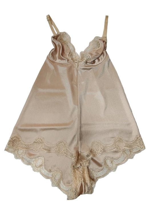 Vintage Sand/Nude 1970s Teddy/Camiknickers