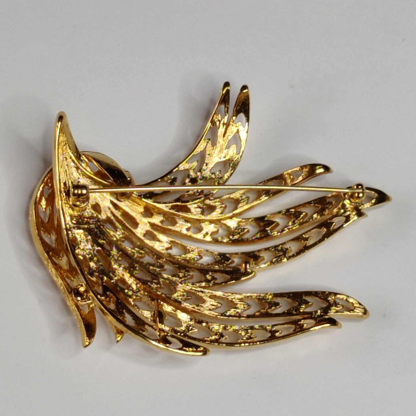 1970s Monet Leaf Brooch