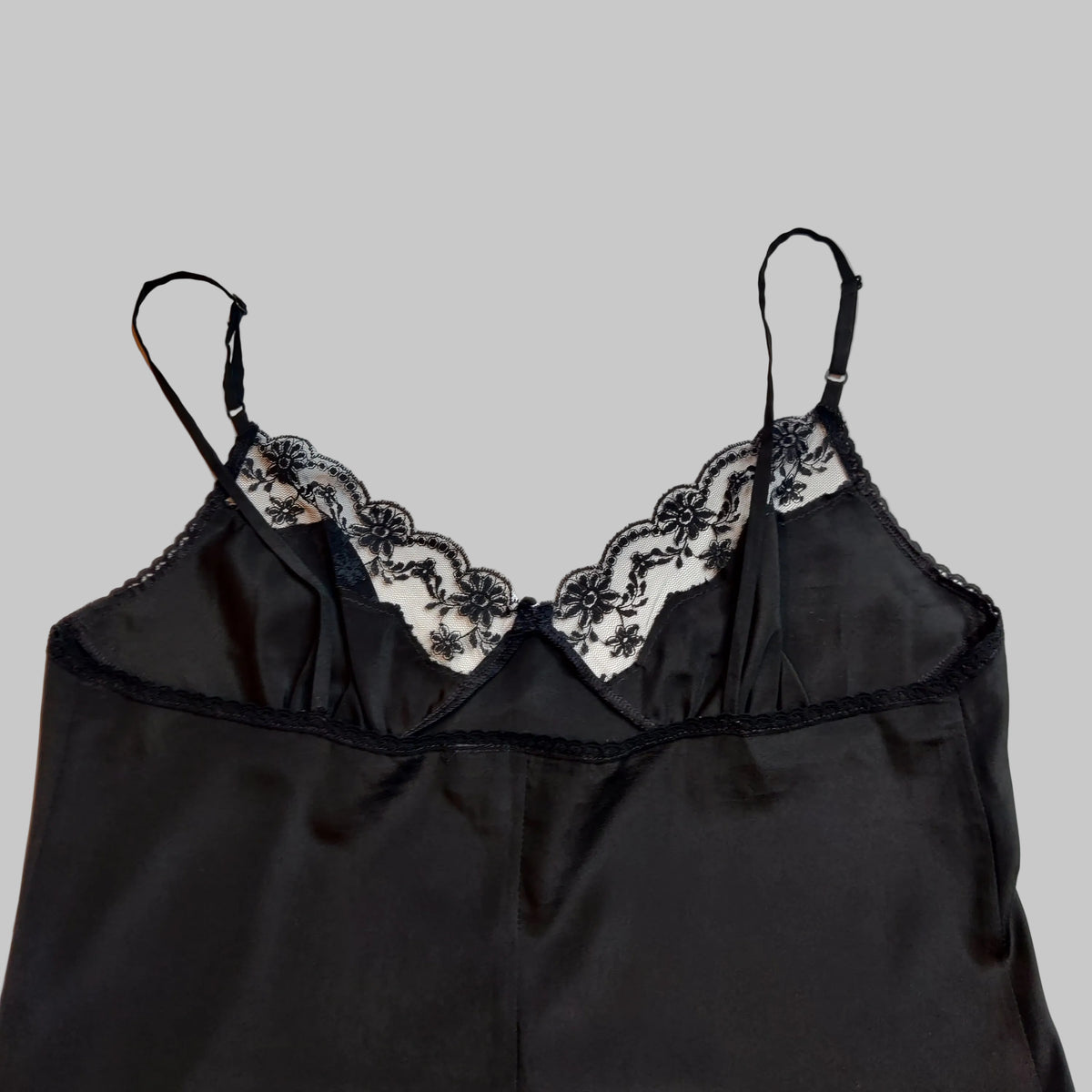 1970s Black Slip