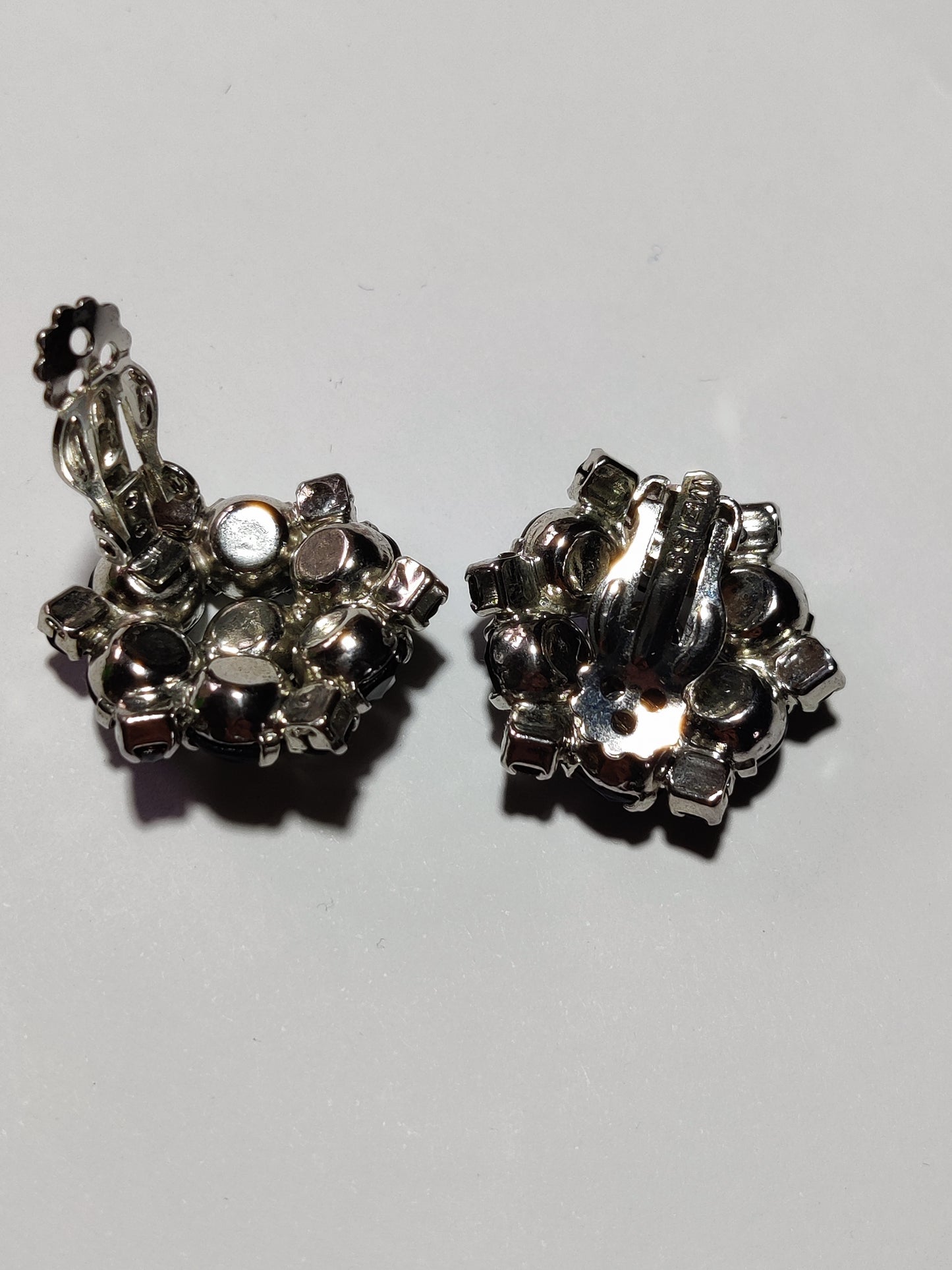 Vintage Weiss Clip Earrings