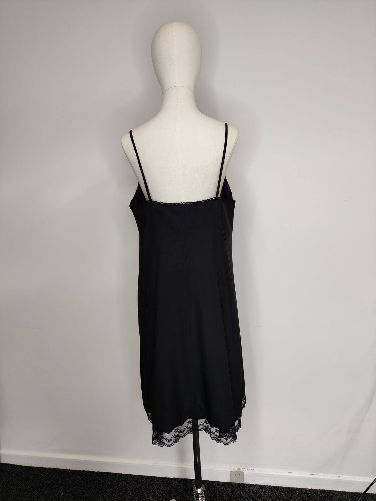 1970s Black Slip