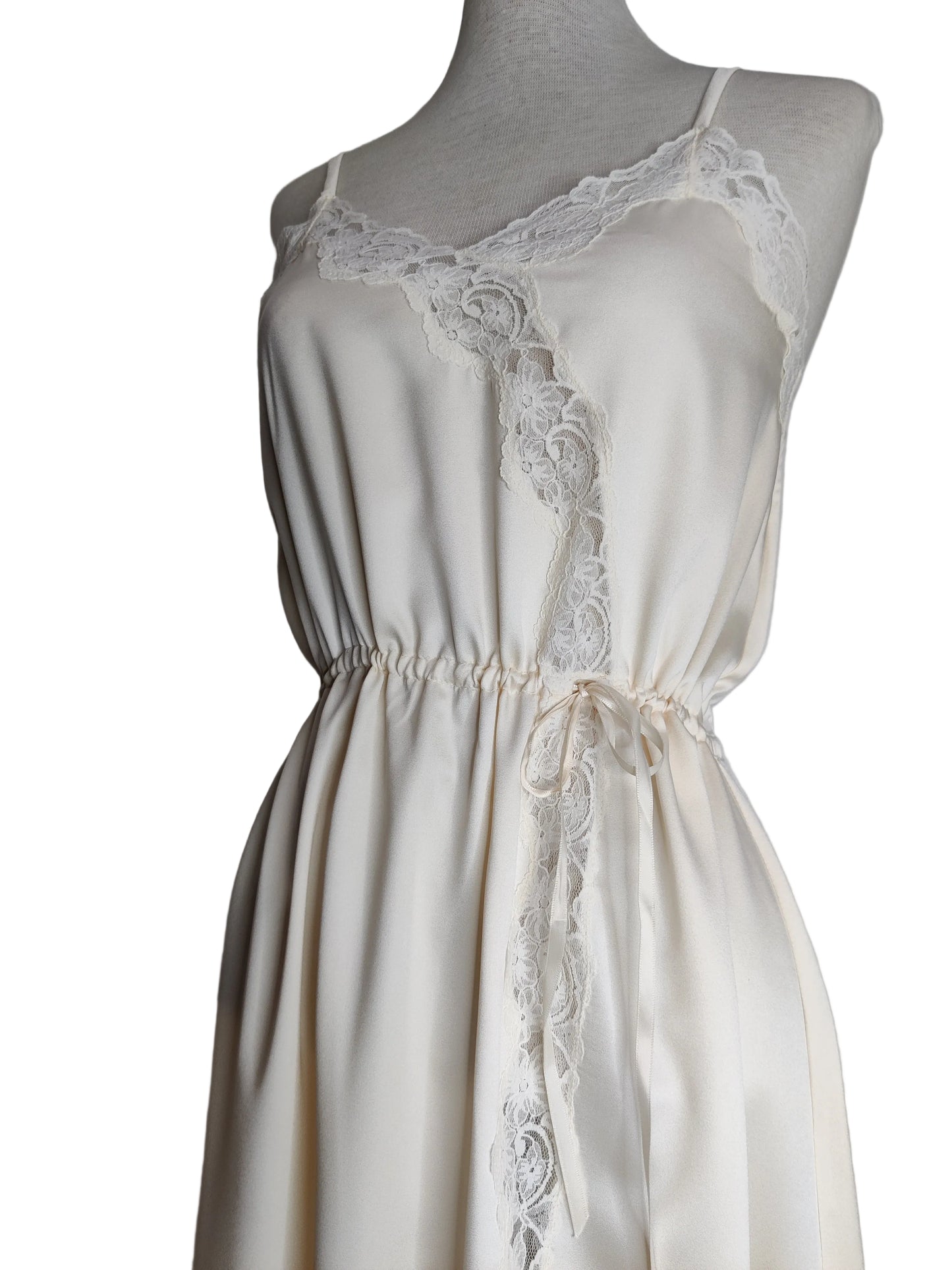 Vintage Eileen Marshall Nightdress and Dressing Gown Set