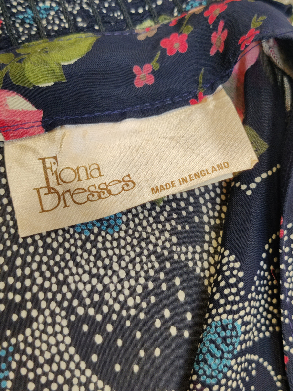 Vintage 1970s Fiona Dresses Floral Prairie Maxi Dress