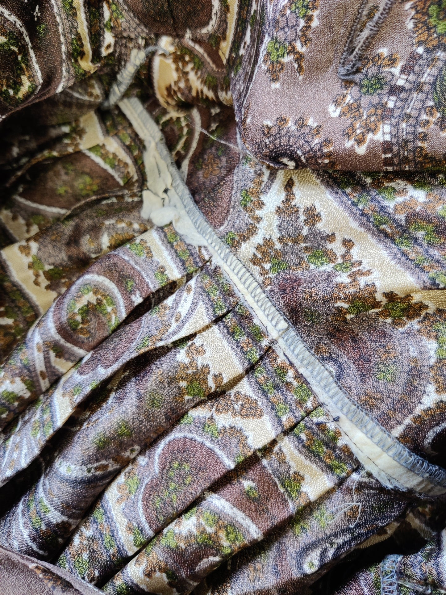 Vintage 1960s Earth-Tone Paisley Acetate Shirtwaister Dress