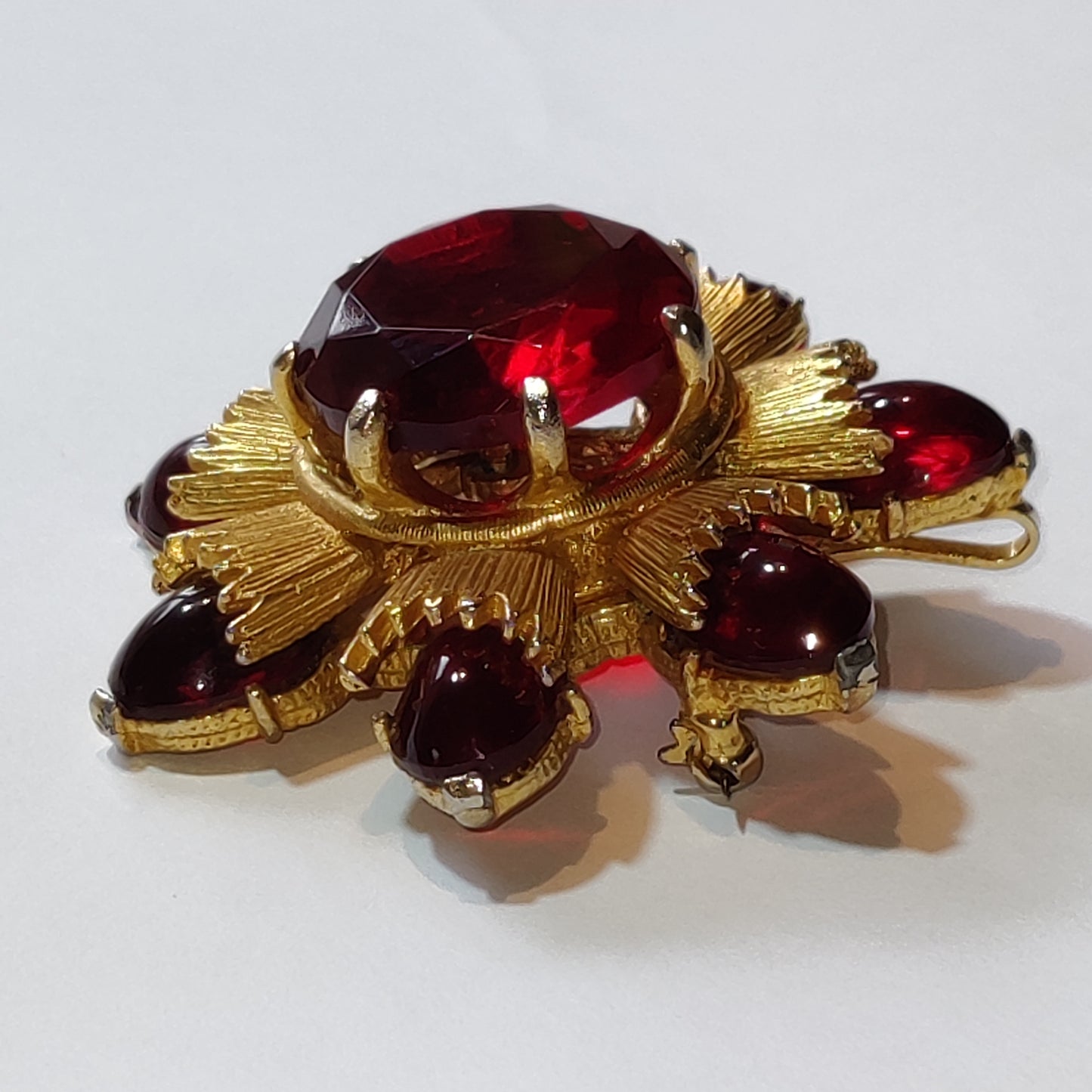Stunning 1960s Brooch